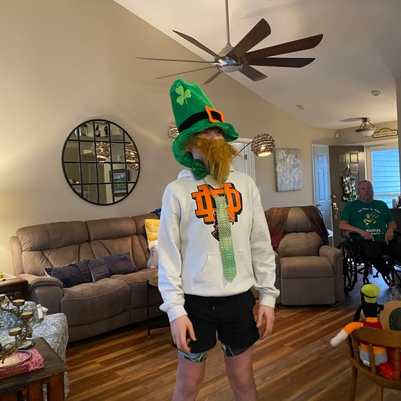 Meet your Posher, Tony - Picture 1 of 2